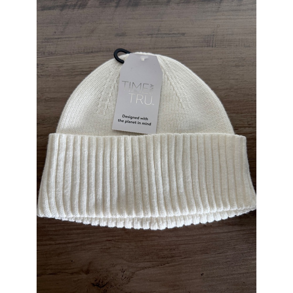 Women ribbed beanie